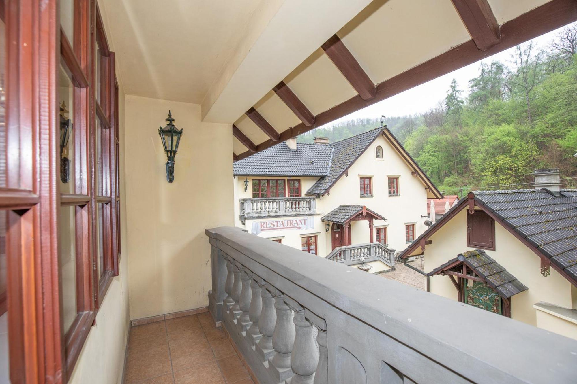 Resort U Jelena Krivoklát Exterior foto